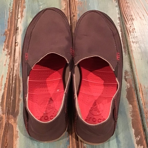 Crocs 13 Loafers Men’s Canvas Comfort Shoes Brown Slip Ons 14773 - Picture 7 of 9